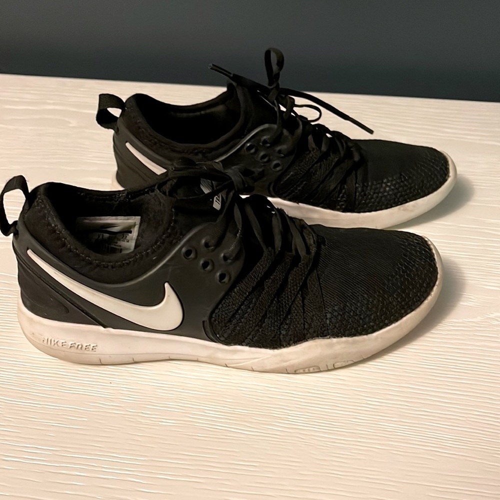 Nike Free TR7 Training Shoe -Youth Size 5